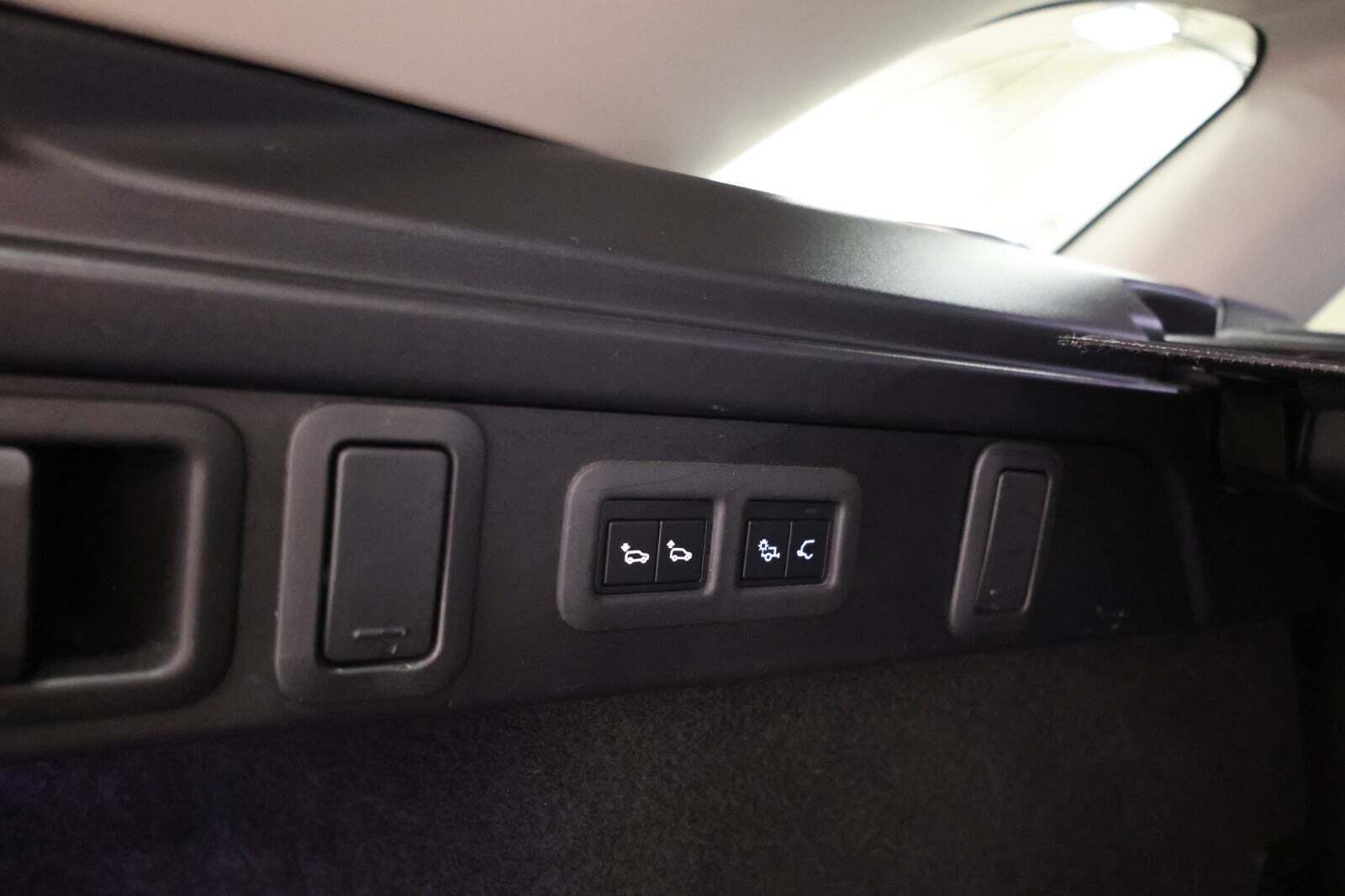 Sort Land Rover Range Rover Velar fra 2019