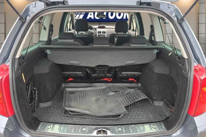 Grå Peugeot 307 fra 2007