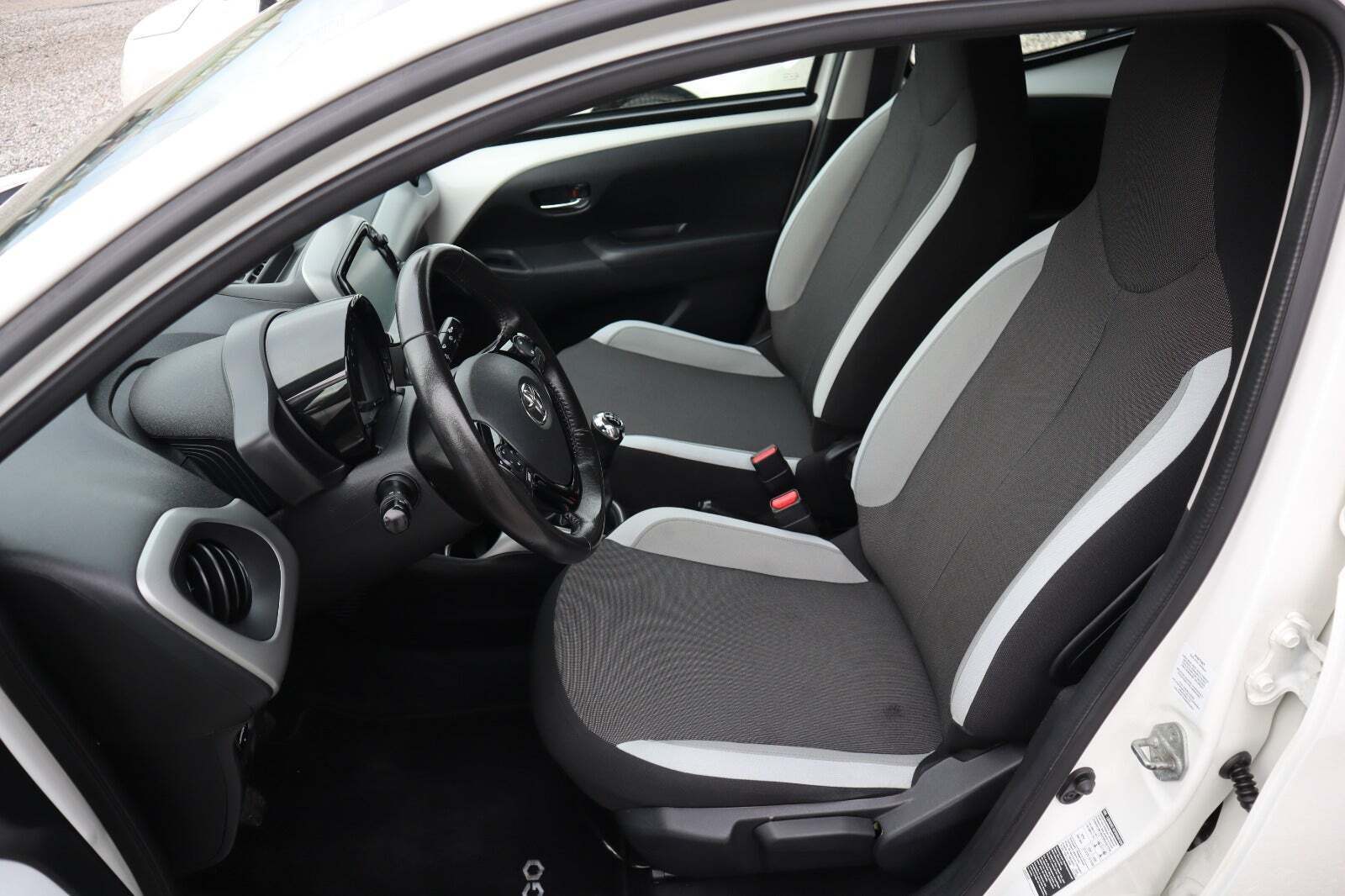 Toyota Aygo 1,0 VVT-i x-sky