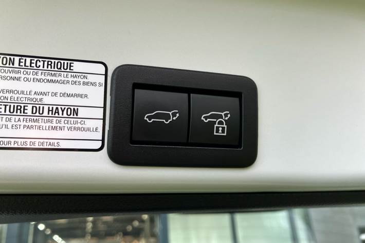 Hvid Toyota Yaris Cross fra 2024