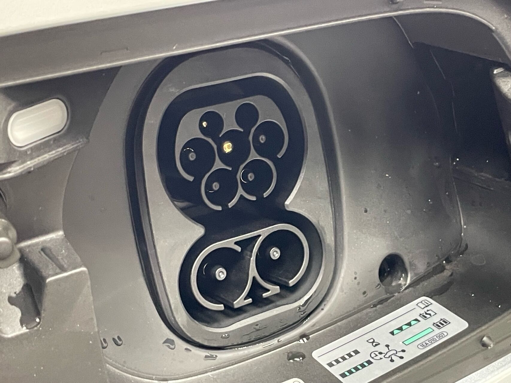 Sølv VW ID.4 fra 2025