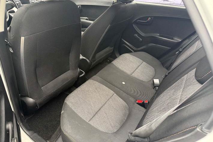 Hvid Kia Picanto fra 2012