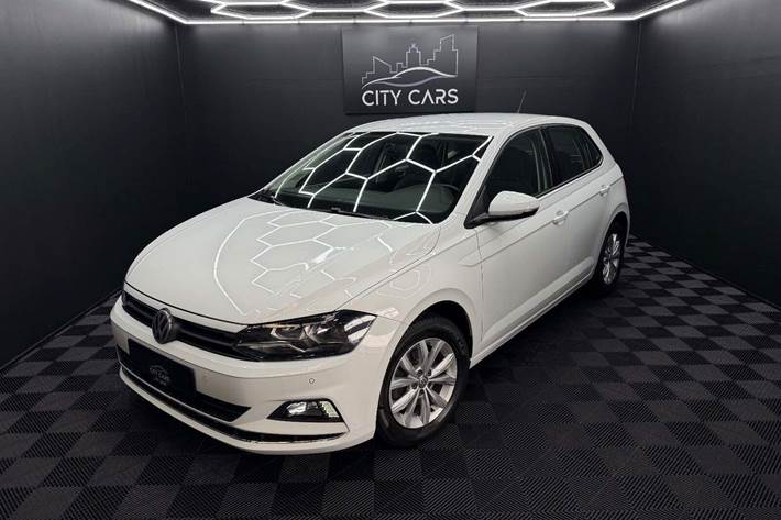 Hvid VW Polo fra 2018 set udefra