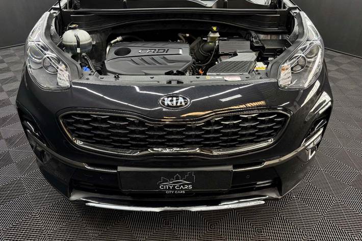 Sort Kia Sportage fra 2019 set udefra