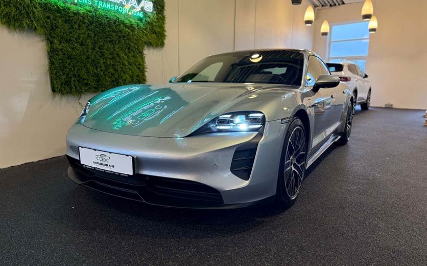 Porsche Taycan 4S Performance+