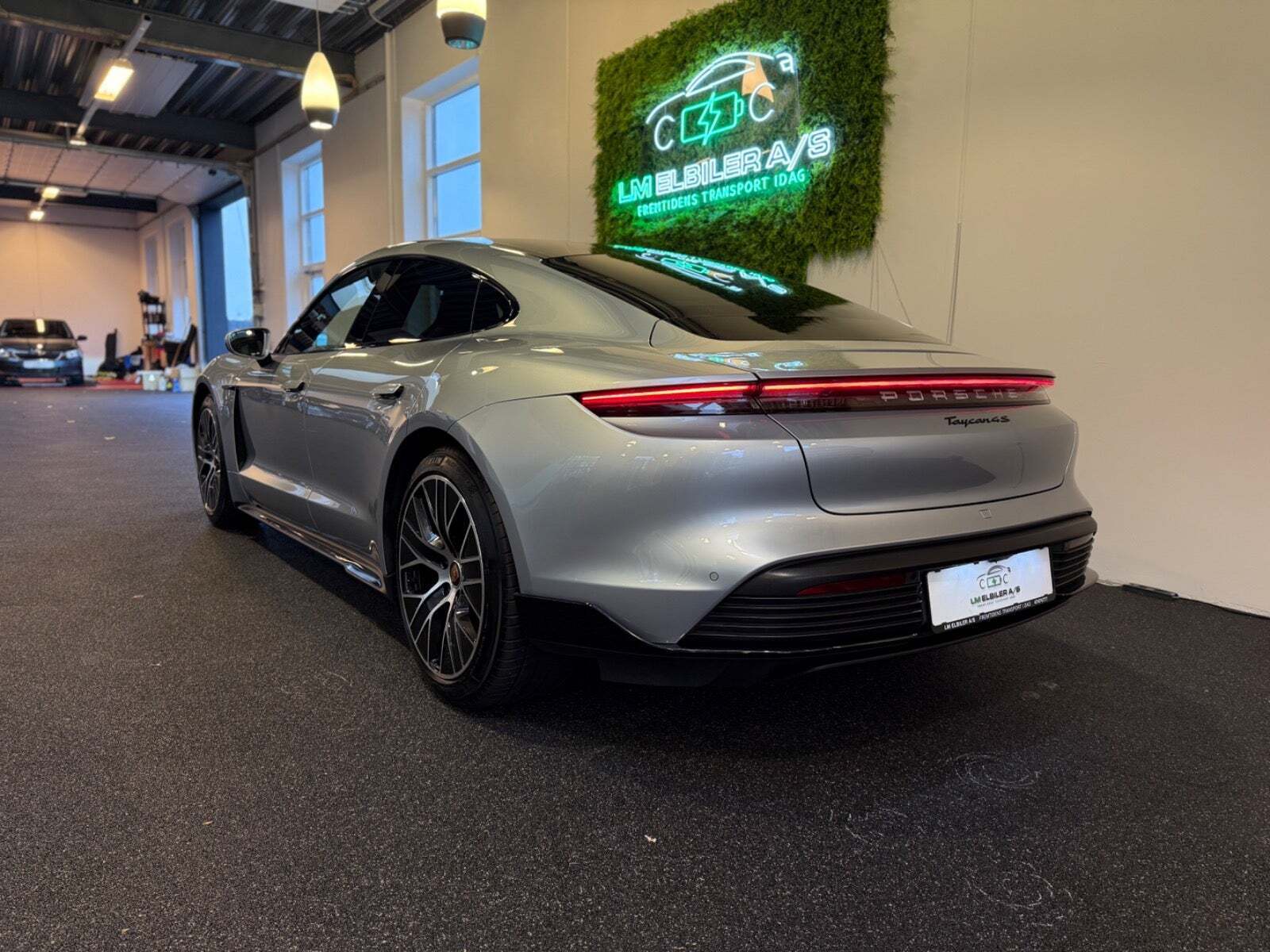 Porsche Taycan 4S Performance+