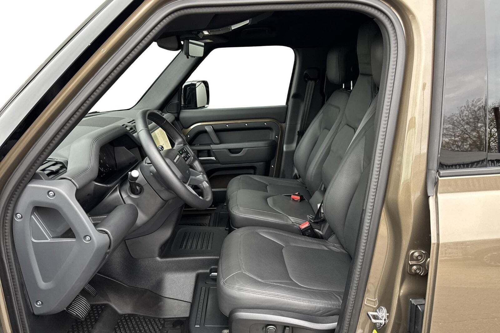 Land Rover Defender 110 3,0 D250 Hard Top X-Dynamic SE aut. Van