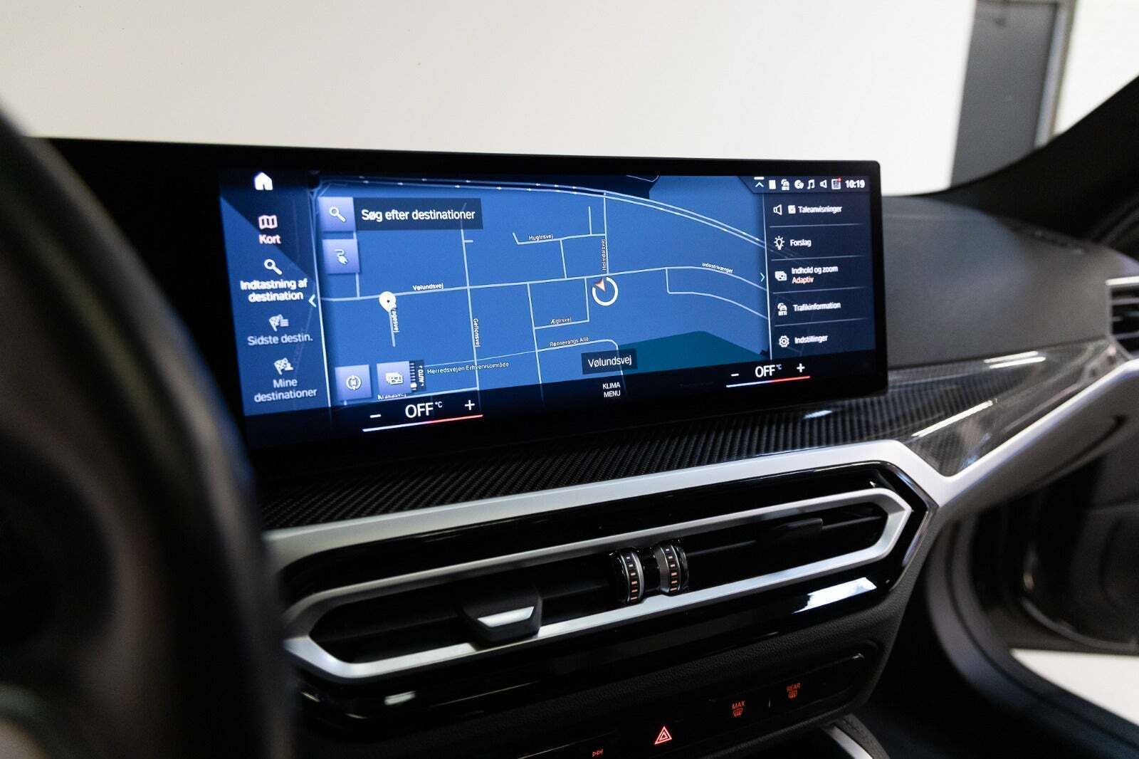 Grå BMW i4 fra 2023