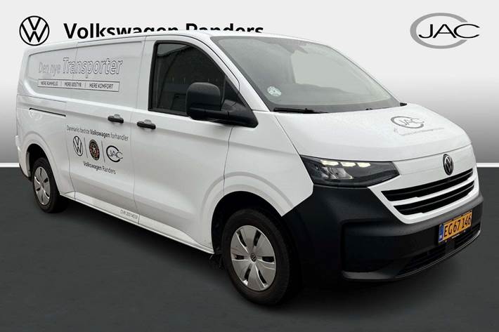 Hvid VW Transporter fra 2025