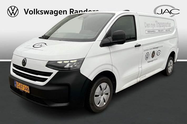 Hvid VW Transporter fra 2025
