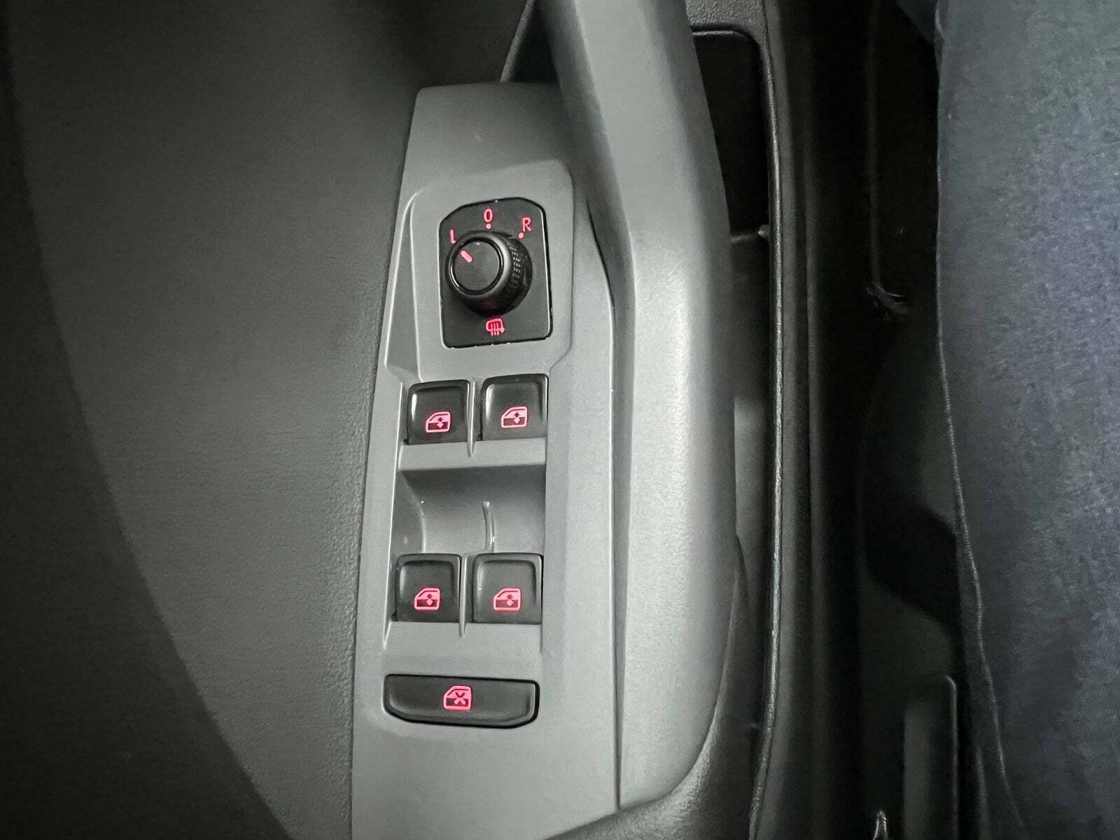 Hvid VW T-Cross fra 2020