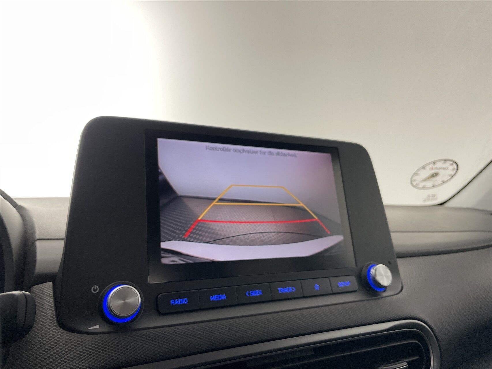 Hvid Hyundai Kona fra 2022