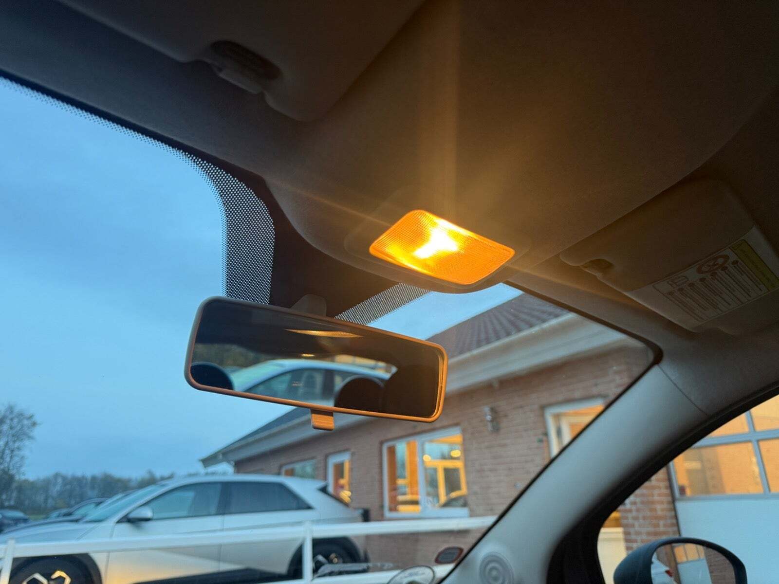 Grå Fiat 500 fra 2009