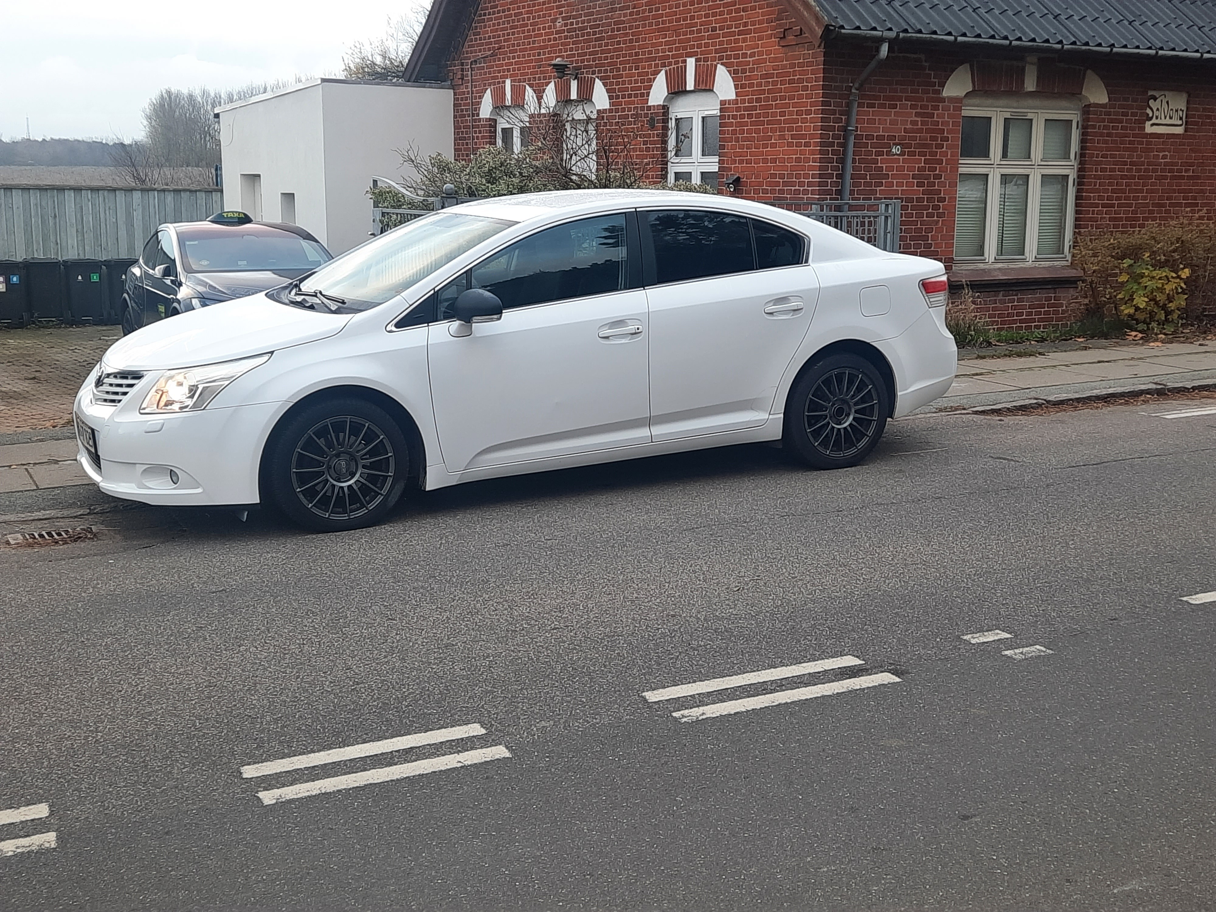 Toyota Avensis 1,6 SD MAN.6