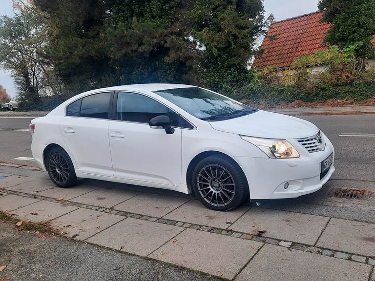 Toyota Avensis 1,6 SD MAN.6