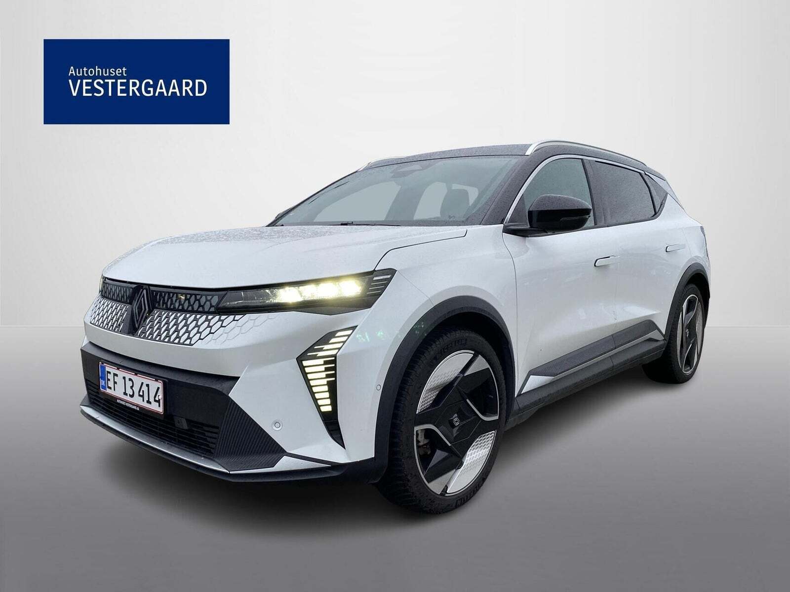 Renault Scenic E-Tech 87 Iconic