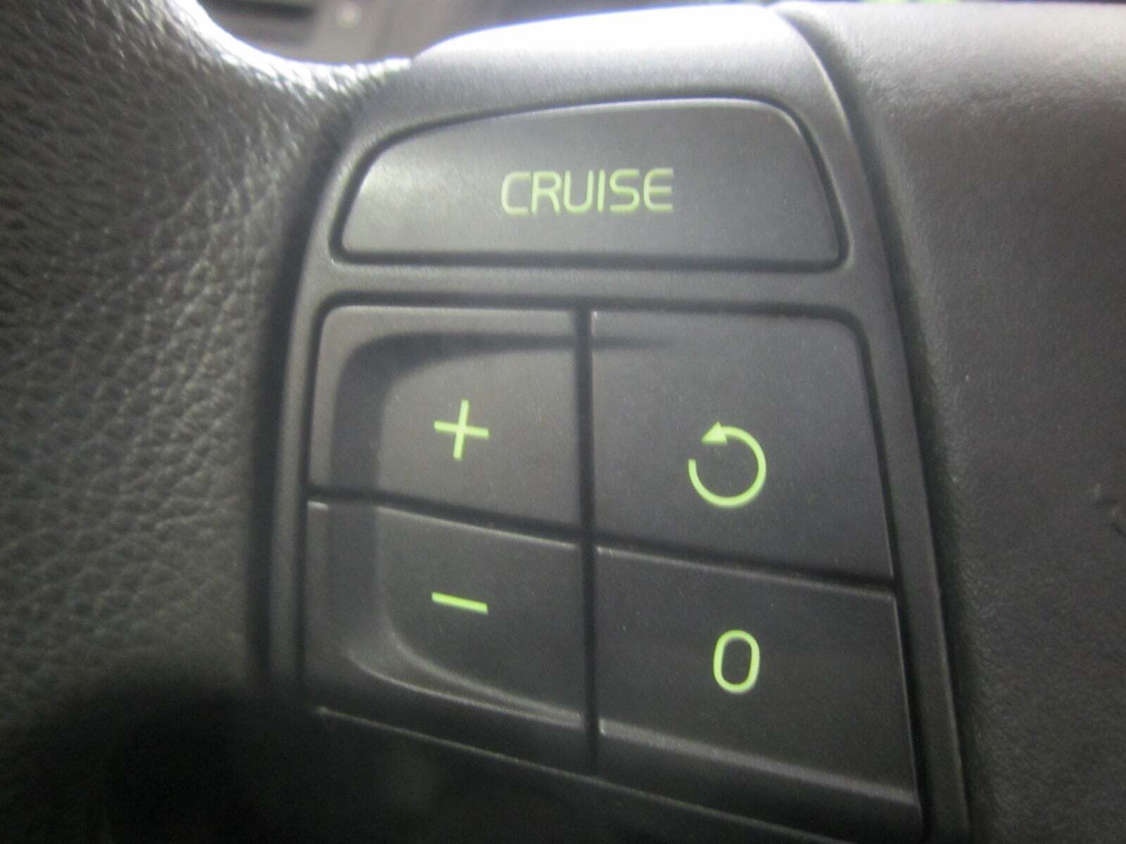 Grå Volvo V50 fra 2007