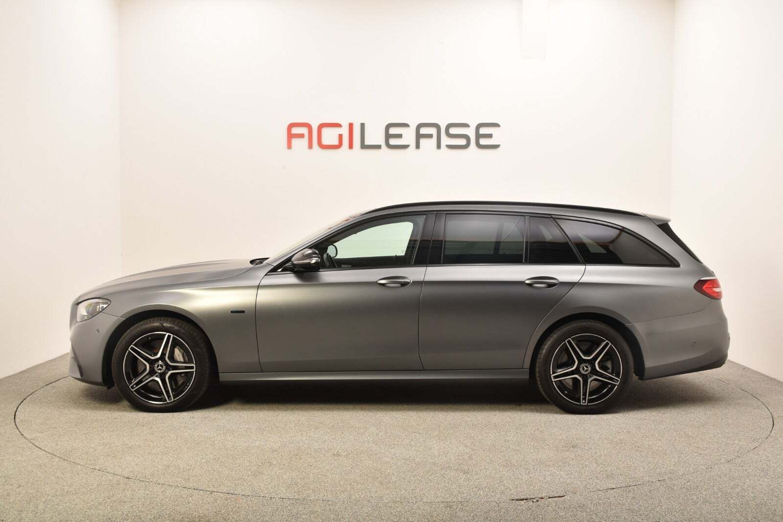 Mercedes E300 de 2,0 AMG Line stc. aut. 4Matic