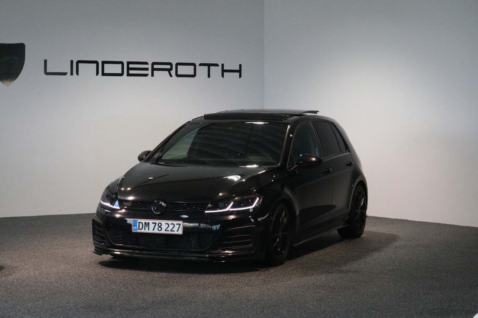 Sort VW Golf VII fra 2018