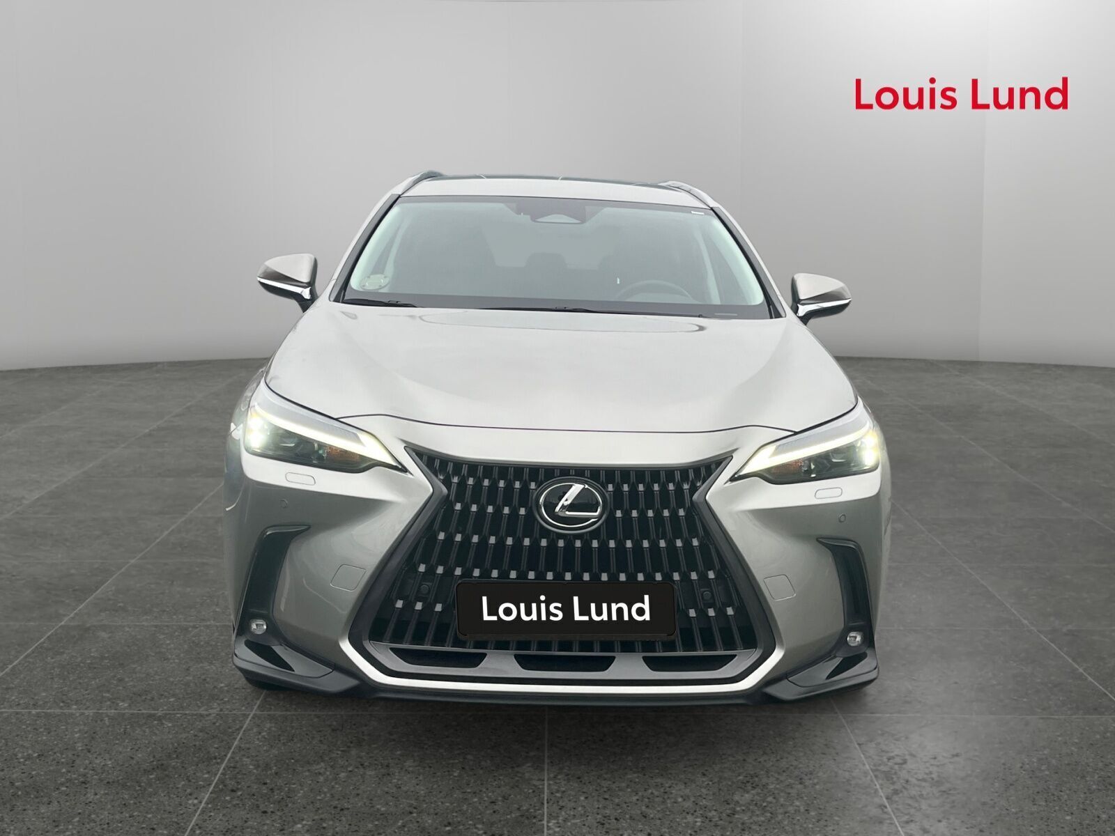 Lexus NX 2,5 450h+ Plugin-hybrid Business Plus 4WD 309HK 5d Trinl. Gear