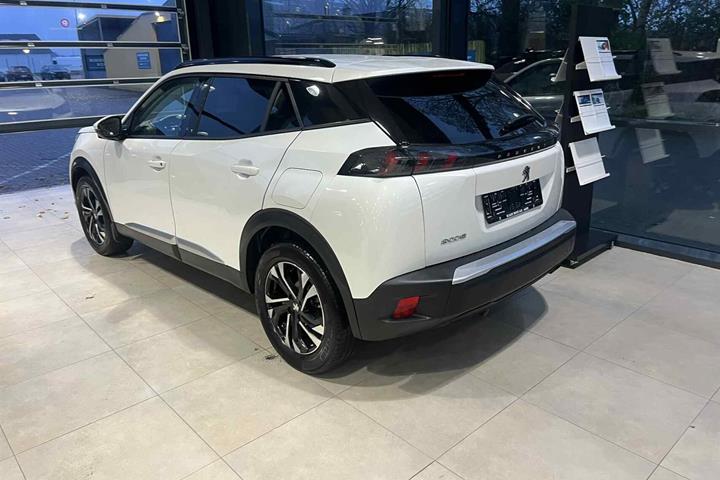 Hvid Peugeot 2008 fra 2020