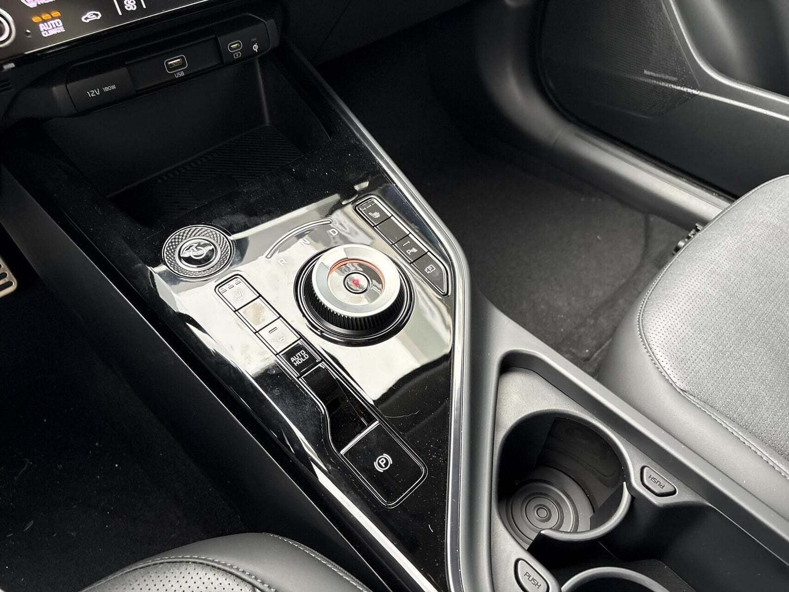 Grøn Kia Niro fra 2025