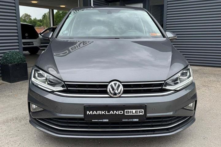 Grå VW Golf Sportsvan fra 2019