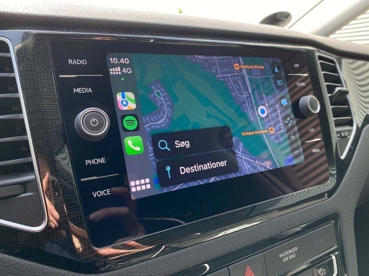 Grå VW Golf Sportsvan fra 2019