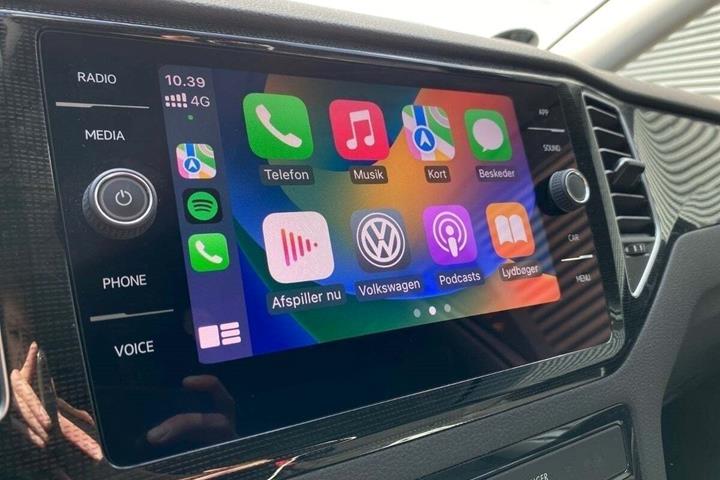 Grå VW Golf Sportsvan fra 2019