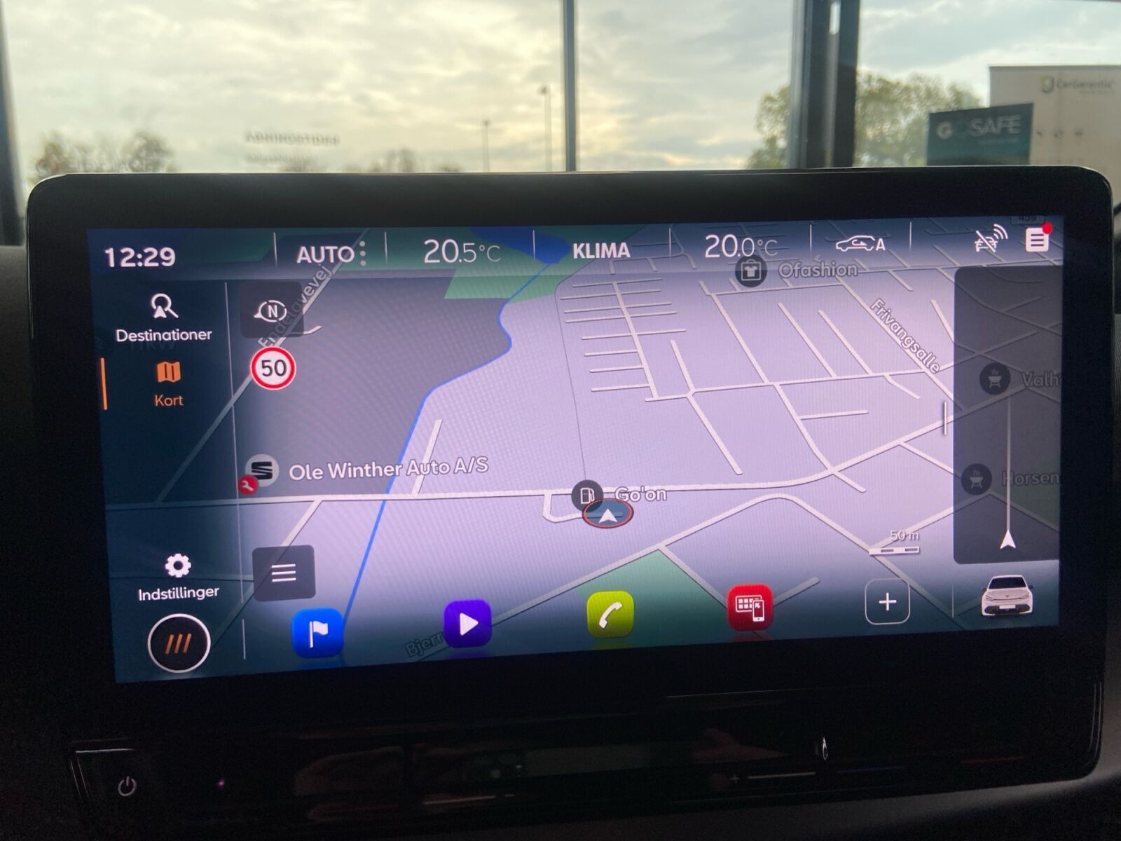 Grå Cupra Born fra 2023