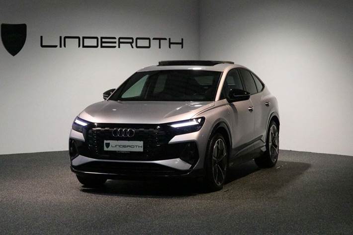 Sølv Audi Q4 e-tron fra 2022 set udefra