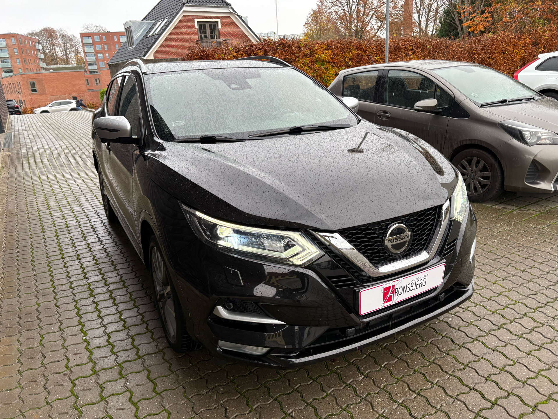 Sort Nissan Qashqai fra 2020