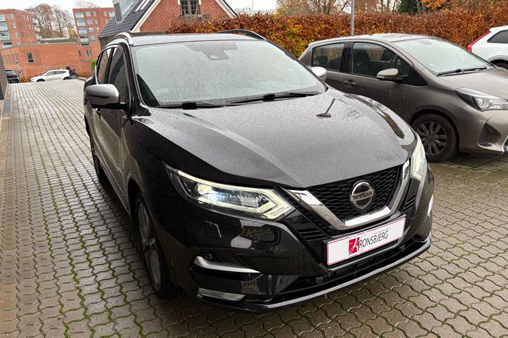 Sort Nissan Qashqai fra 2020