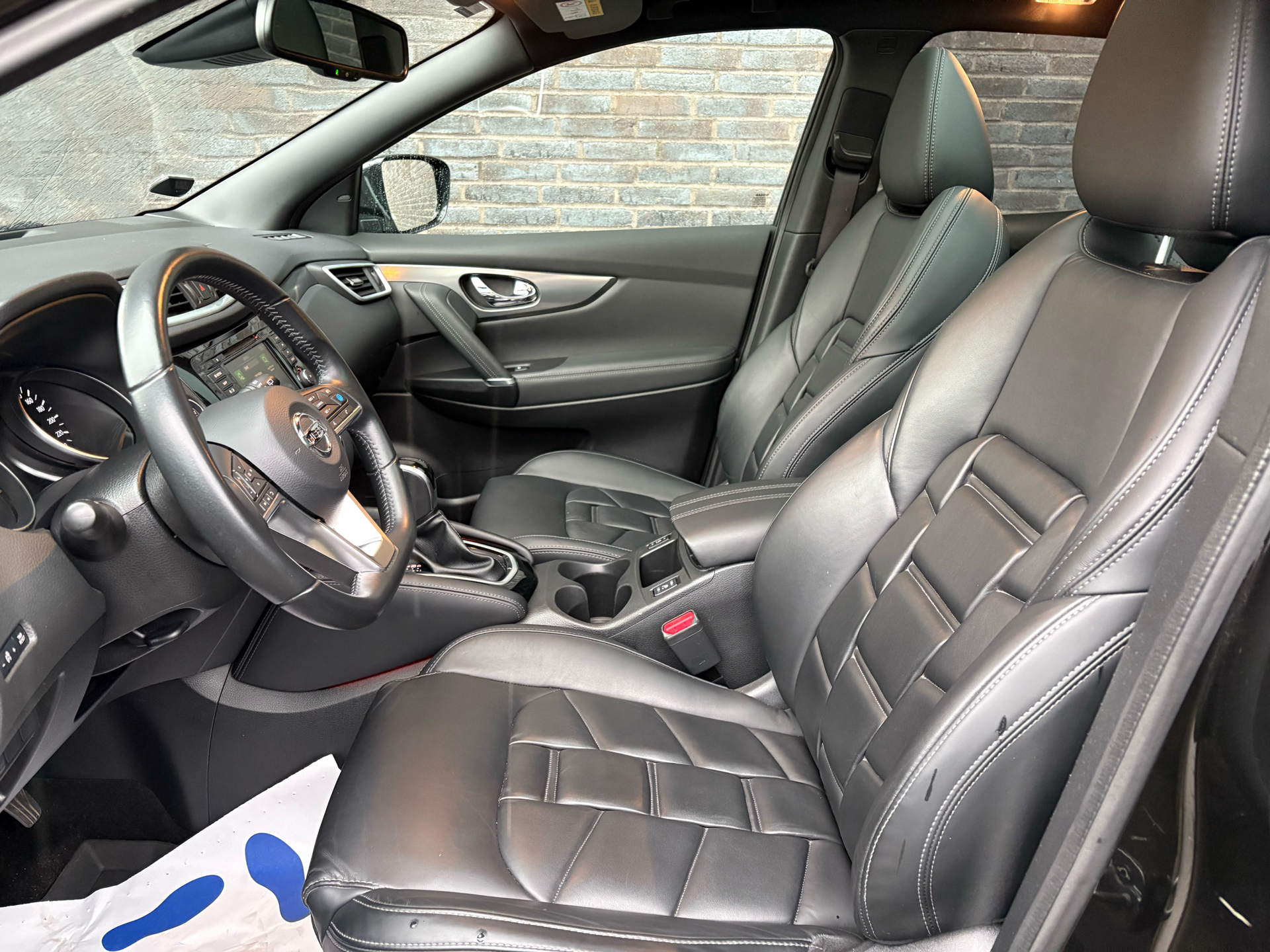 Sort Nissan Qashqai fra 2020