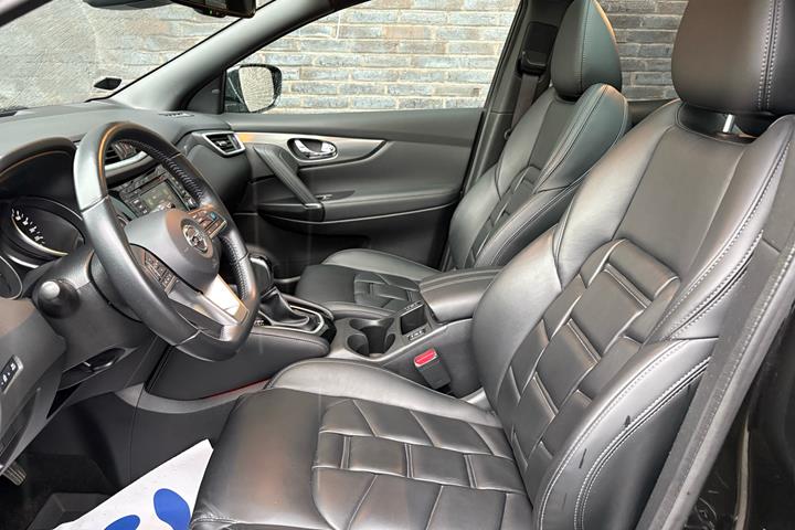 Sort Nissan Qashqai fra 2020