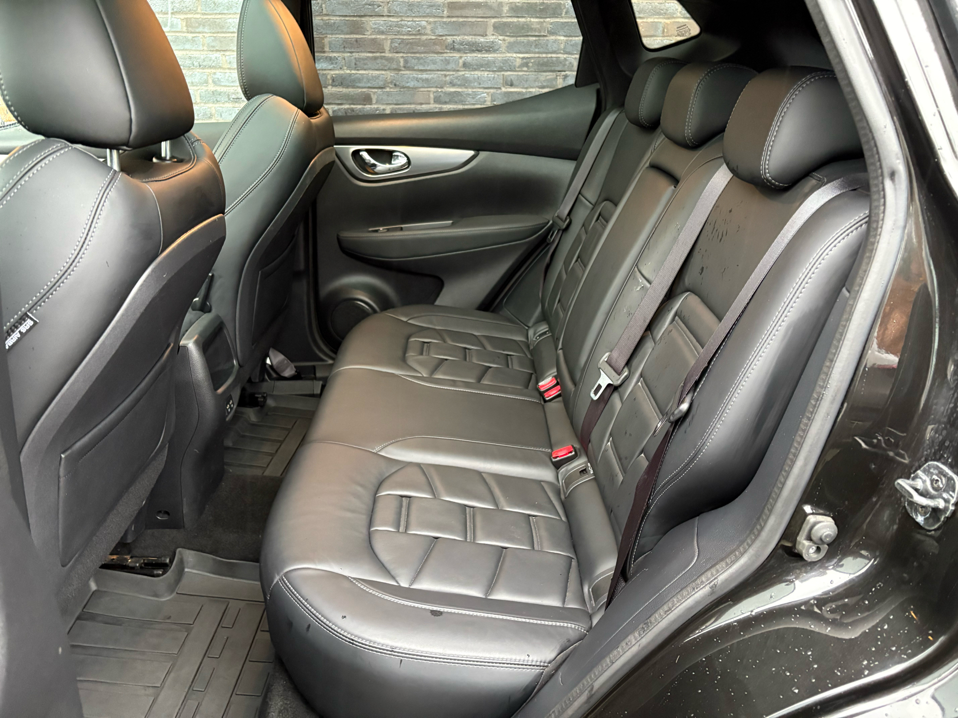 Sort Nissan Qashqai fra 2020