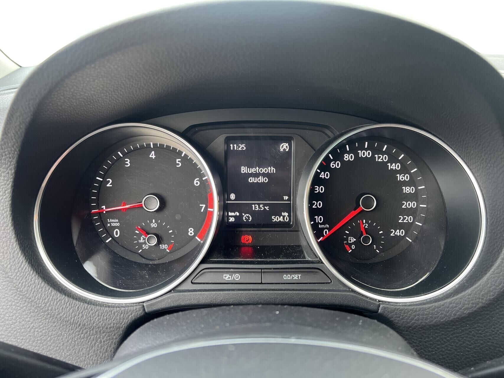 Sort VW Polo fra 2014