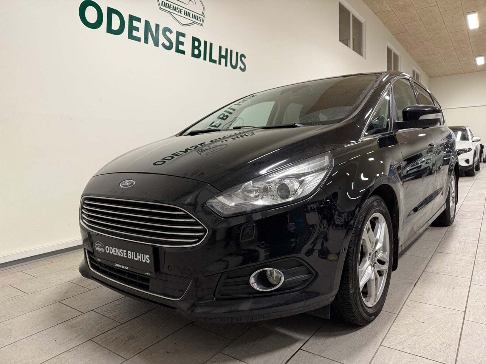 Ford S-MAX 2,0 TDCi 180 Titanium aut. 7prs