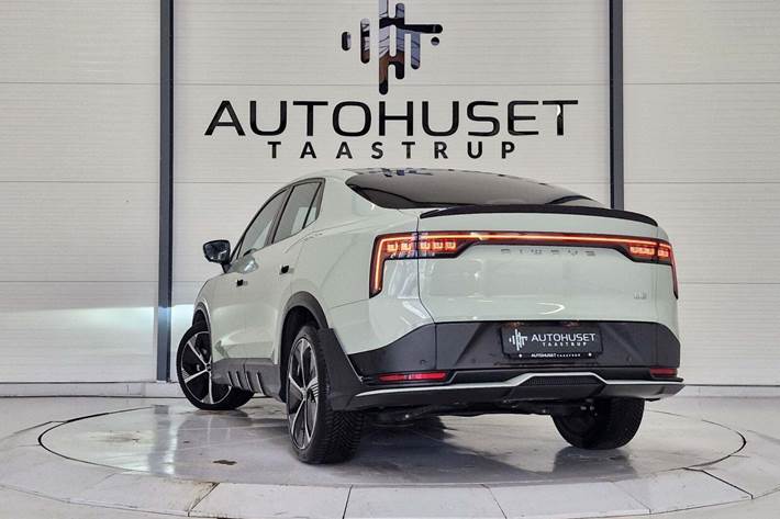 Grøn Aiways U6 fra 2023