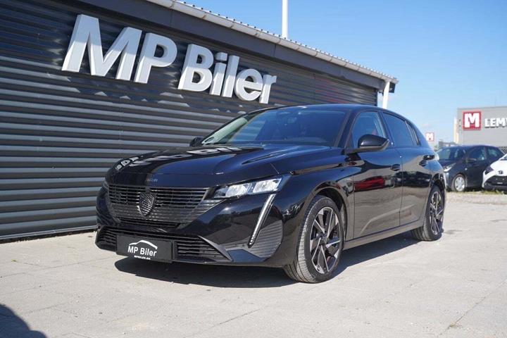 Sort Peugeot 308 fra 2022 set udefra