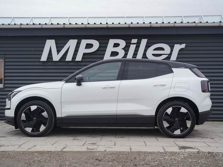 Volvo EX30 Extended Range Ultra