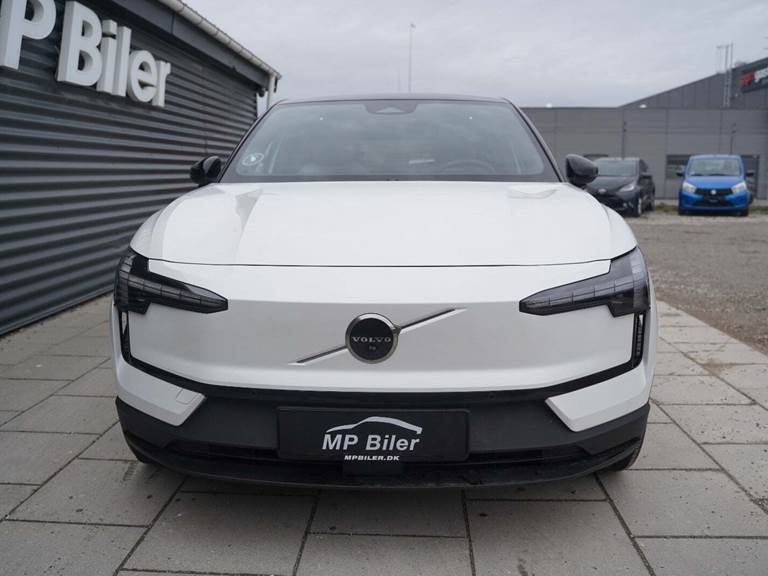 Volvo EX30 Extended Range Ultra