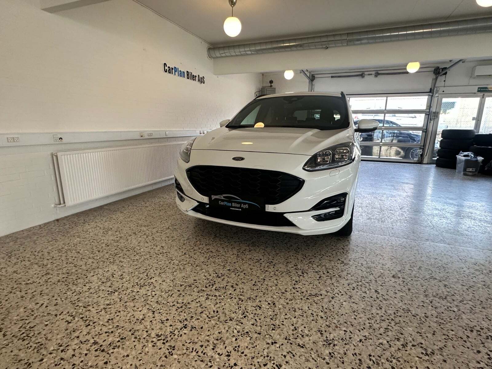 Ford Kuga 2,5 PHEV ST-Line X CVT