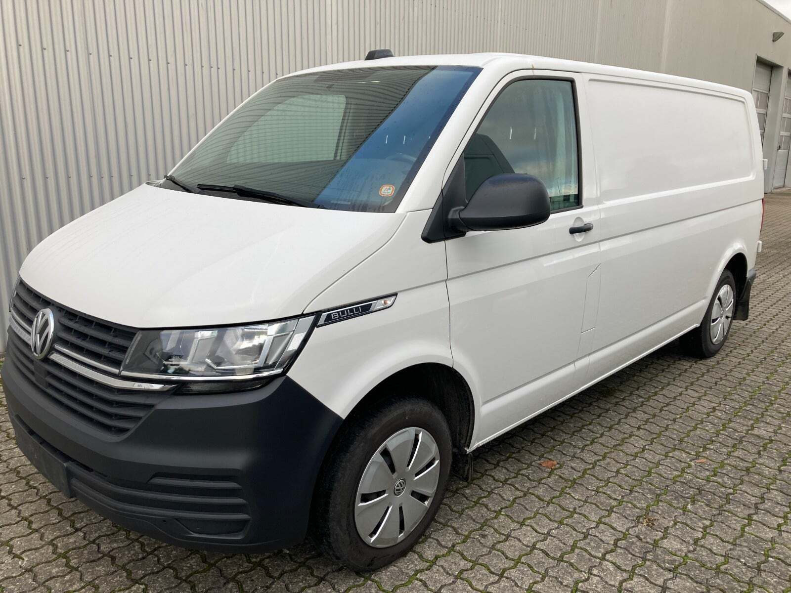 VW Transporter 2,0 TDi 150 Kassevogn DSG lang