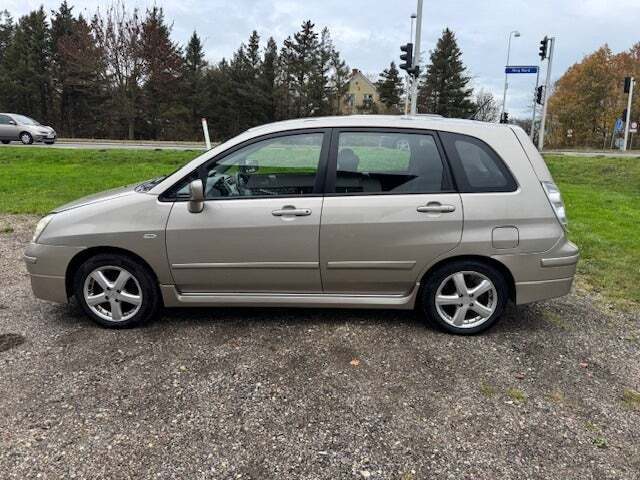 Suzuki Liana 1,6