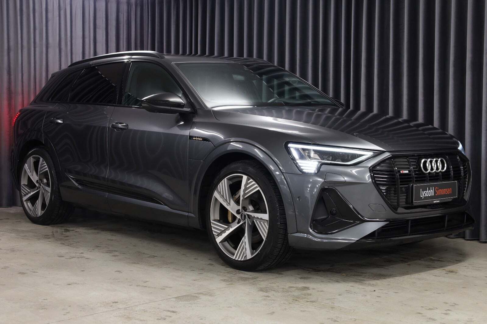 Audi e-tron 55 S-line quattro
