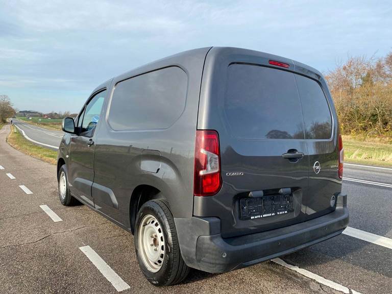 Opel Combo 1,5 D 102 Essenia L1V1