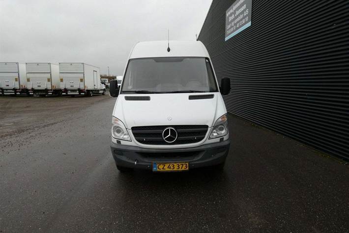 Hvid Mercedes Sprinter 316 fra 2013