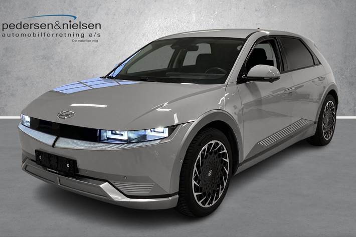 Grå Hyundai Ioniq 5 fra 2021 set udefra