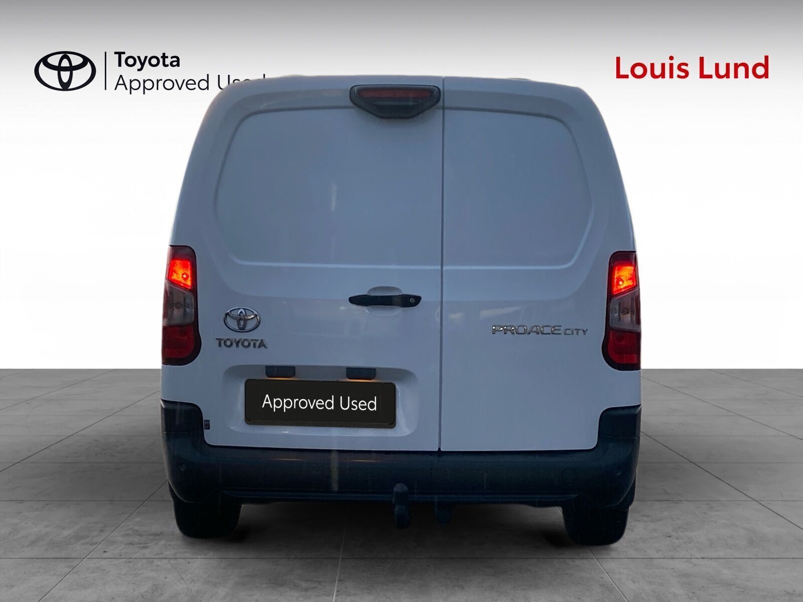 Hvid Toyota ProAce City fra 2020